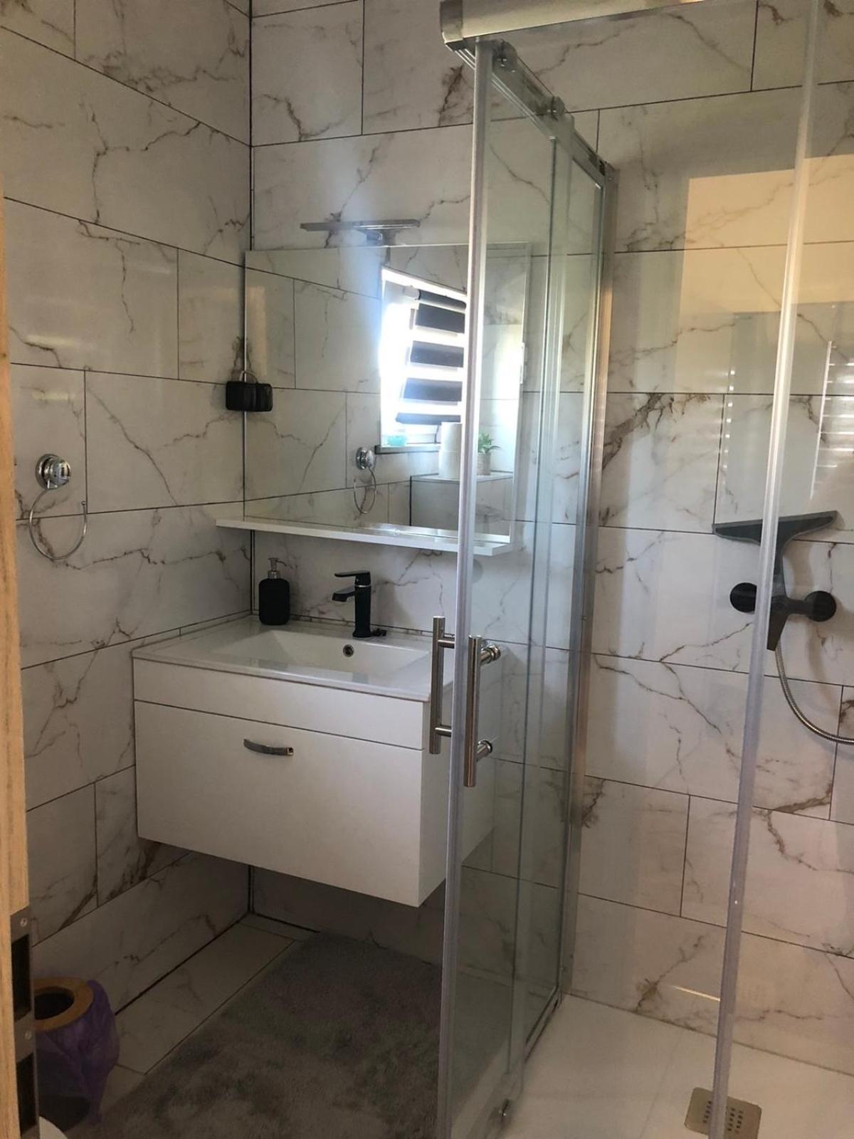Apartma Smit Vir Eksteriør billede